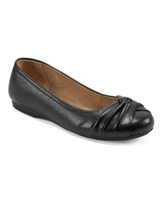 Women’s Jacci Lightweight Round Toe Slip-on Dress Flats