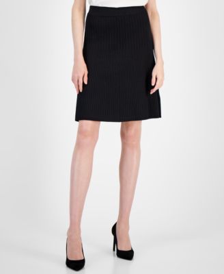 Women’s Pull-On Knit Skirt