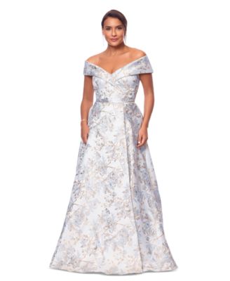 Women’s Sweetheart-Neck Metallic-Jacquard Ball Gown